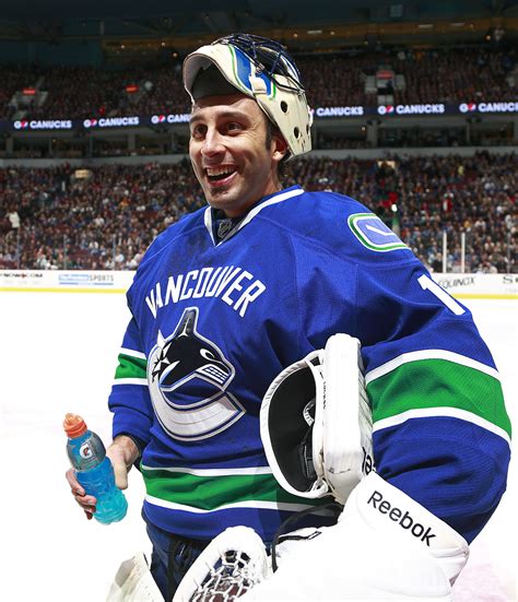 Roberto Luongo #vancouver #canucks | Vancouver canucks, Canucks ...