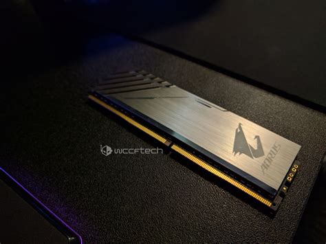 GIGABYTE's New AORUS RGB Memory Sticks Solve A Major Design Problem ...