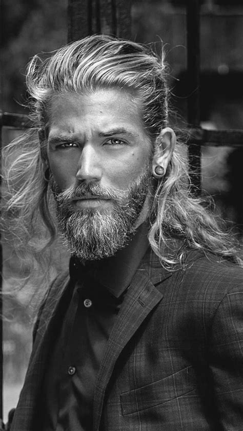 Pin by ꧁ઽυиઽнιиҽ꧂ on cabelo | Long hair styles men, Hair and beard styles, Long hair styles