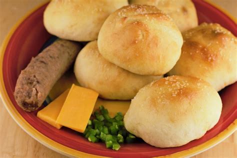 Sausage Cheddar Jalapeño Kolache – Mountain Cravings