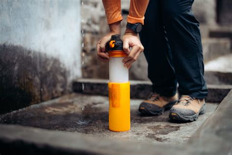 Finding the Best Water Filter Bottle For Travel & Hiking