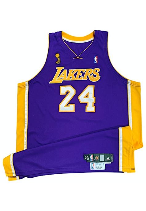 Lot Detail - 2009 Kobe Bryant Los Angeles Lakers NBA Finals Game-Used ...