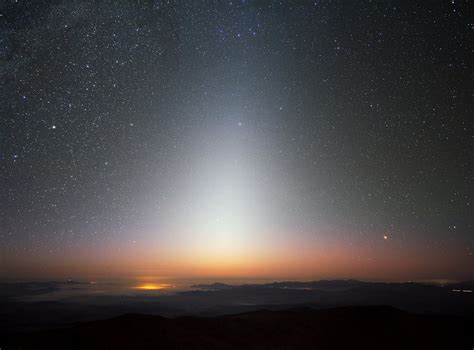 Zodiacal light over La Silla | ESO