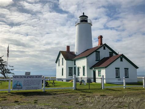 Hiking to the New Dungeness Lighthouse in Sequim, Washington