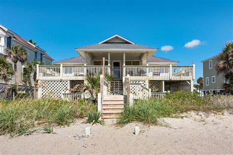 Another great vacation rental at Edisto Island SC from Edisto Realty.beach front, lots of space ...