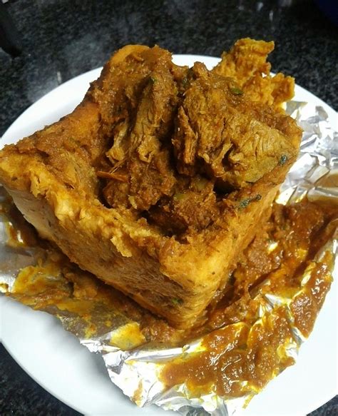 Mutton bunny chow in Durban, South Africa : r/streeteats