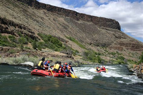 Deschutes River Rafting & Kayaking | Whitewater Guidebook