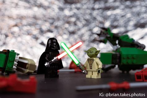 Yoda v. Darth Vader #legography : r/lego