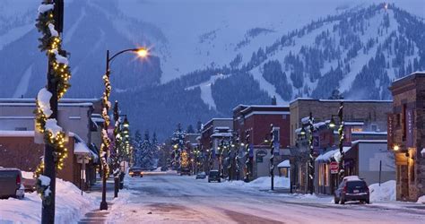 Fernie Alpine Resort | BC, Canada | Ski Packages & Deals - Scout