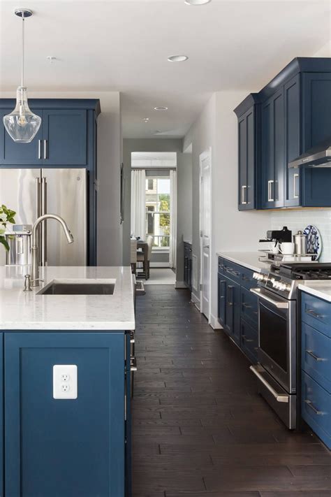 35+ Blue Cabinets With Granite Countertops Design Ideas Blue Kitchen ...