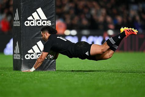 Richie Mo'unga the master as All Blacks draw first blood in Bledisloe ...