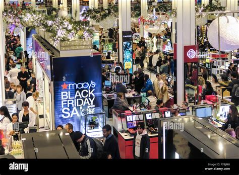 Crowds Shopping at Macy's Flagship Department Store in Herald Square on ...