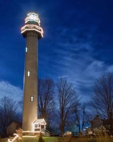 Summersville Lake Lighthouse - Go Wandering