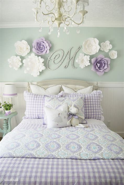 24 Wall Decor Ideas for Girls' Rooms