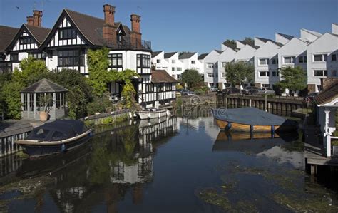 Marlow on the Rive Thames editorial photography. Image of thames - 75550967