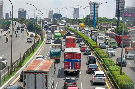 Jakarta’s traffic returns to a crawl | The Star