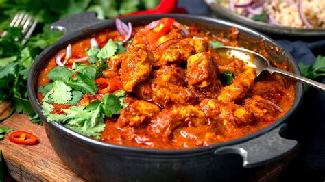 Chicken Madras Curry (Hot) - Bawarchi