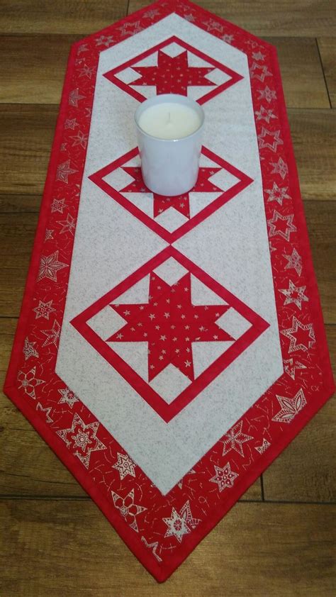 Pin by Jana sedlarikova on patchwork | Quilting designs, Christmas ...