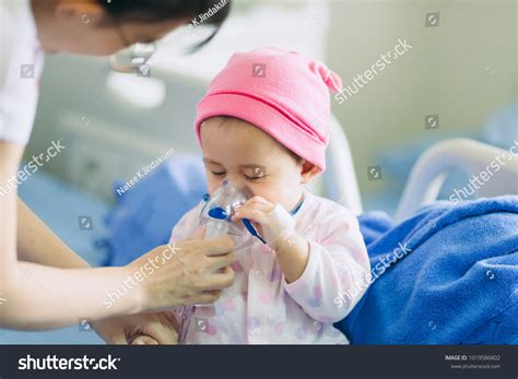 113 Kid Having Chest Pain Images, Stock Photos & Vectors | Shutterstock