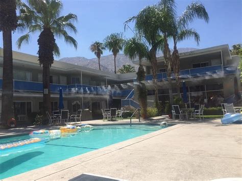 Canyon Club Hotel Pool: Pictures & Reviews - Tripadvisor