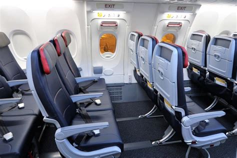 American Airlines Boeing 737 Max 8 Standar Economy Seats | American airlines, Boeing, Airlines
