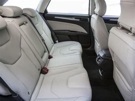 2015 Ford Mondeo Wagon - Interior Rear Seats | Caricos