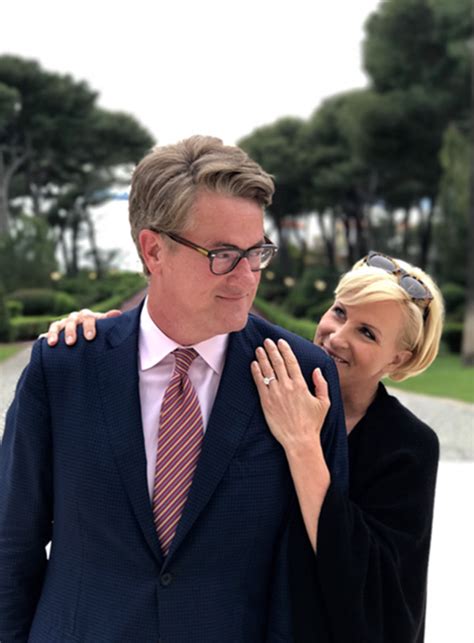 Mika Brzezinski & Joe Scarborough A Couple: See Photos – Hollywood Life