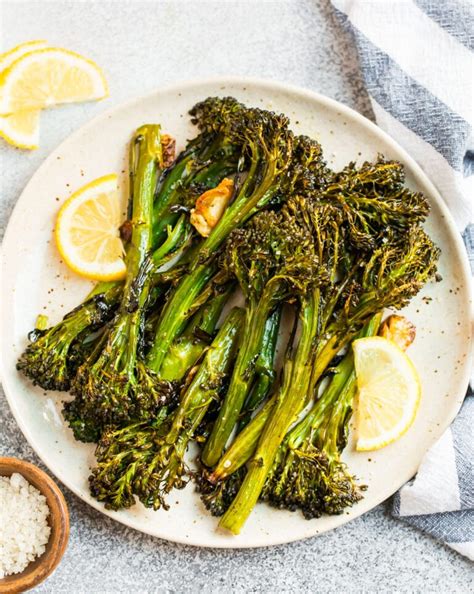 Roasted Broccolini – WellPlated.com