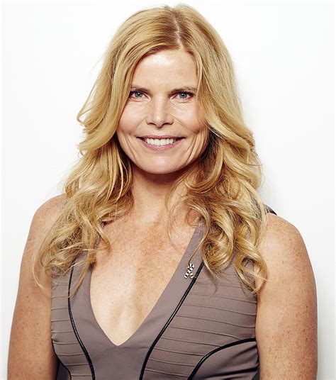 Mariel Hemingway tells not all about the family legacy in ‘Out Came the Sun’ - The Blade