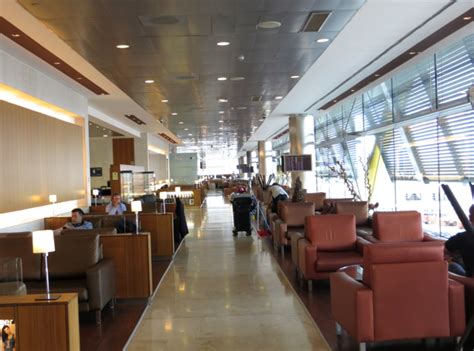 Iberia Business Class Lounge Madrid Review