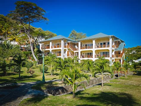 Caribbean Holidays | Bequia Beach Hotel Grenadines | Flagstone Travel