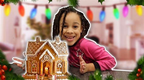 Gingerbread House Challenge | Cali's Playhouse - YouTube