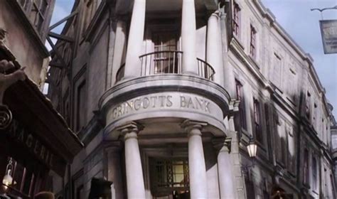 Countdown to Diagon Alley: Complete telling of the Gringotts Bank ride ...