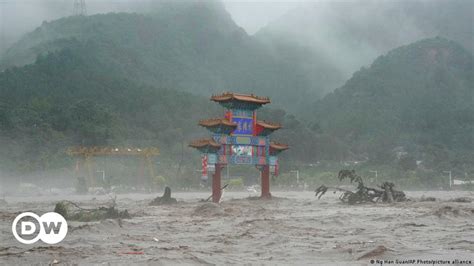 China: Doksuri flooding in Beijing leaves several dead – DW – 08/01/2023