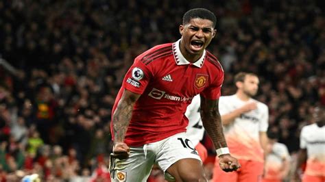 Rashford's 100th Man Utd goal sinks West Ham