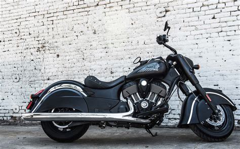 2017 Indian Chief Dark Horse Review