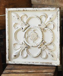 White-Distressed-Wood-Wall-Décor | Decorating Ideas And Accessories For The Home - Creative ...