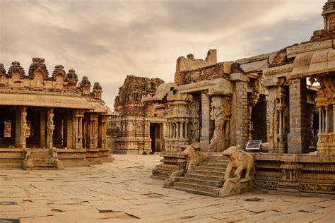 Stone Chariot in Hampi Vittala Temple at Sunset Stock Photo - Image of ...