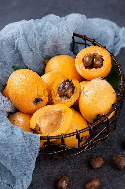 Fresh Fruit Loquat Picture And HD Photos | Free Download On Lovepik