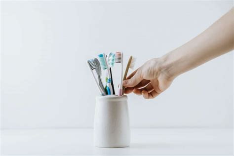 What Toothbrush is Right For You? | Stonebrook Family Dental