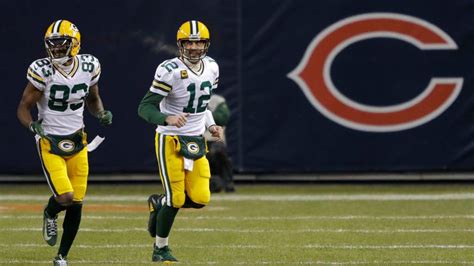 Packers clinch No. 1 seed in NFC with win over Bears