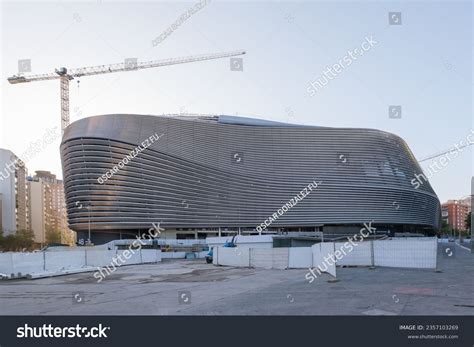 5,039 Stadium Bernabeu Images, Stock Photos, 3D objects, & Vectors ...