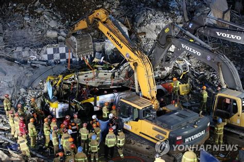 Nine killed in Korea five-story building collapse | The Standard