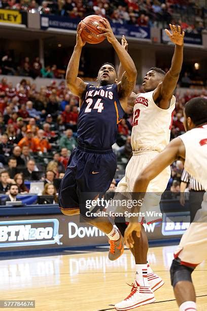 Hanner Fieldhouse Photos and Premium High Res Pictures - Getty Images