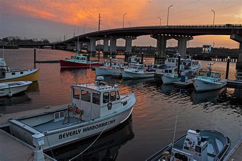 Sunset in Beverly Harbor Beverly MA Photograph by Toby McGuire - Pixels