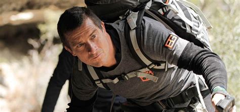 Man Vs Wild Host Bear Grylls Suffers A Deadly Allergic Reaction To Bee ...