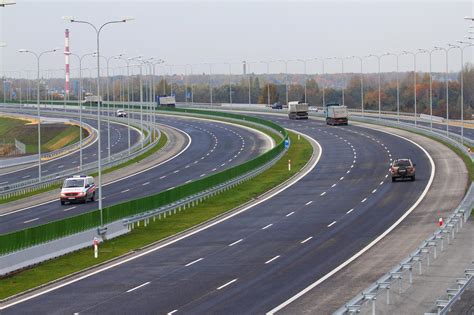 Autostrada A1 / Autostrada A1. Gramar ogrodzi budowaną obwodnicę ...