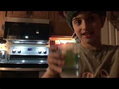 Making “flavored” water - YouTube