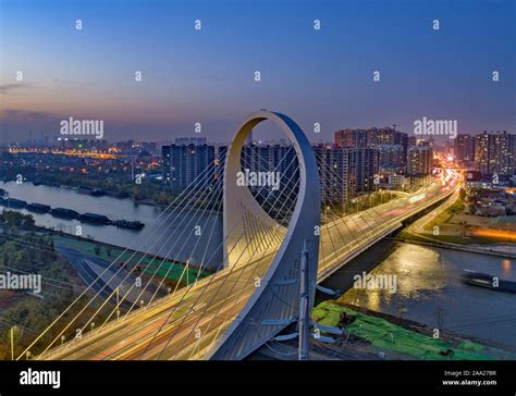 Beijing grand bridge china hi-res stock photography and images - Alamy