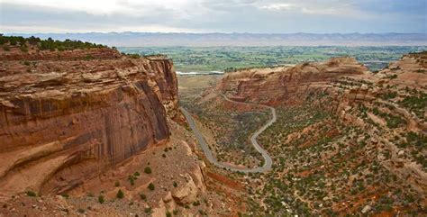 8 Best Hiking Trails in Colorado - Creative Travel Guide